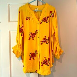 Like new floral tunic